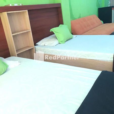 Seungit Syariah Inn Tebet Mitra Reddoorz Jakarta Exterior photo