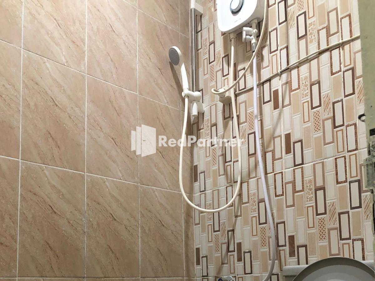 Seungit Syariah Inn Tebet Mitra Reddoorz Jakarta Exterior photo