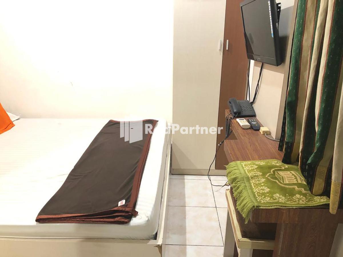 Seungit Syariah Inn Tebet Mitra Reddoorz Jakarta Exterior photo