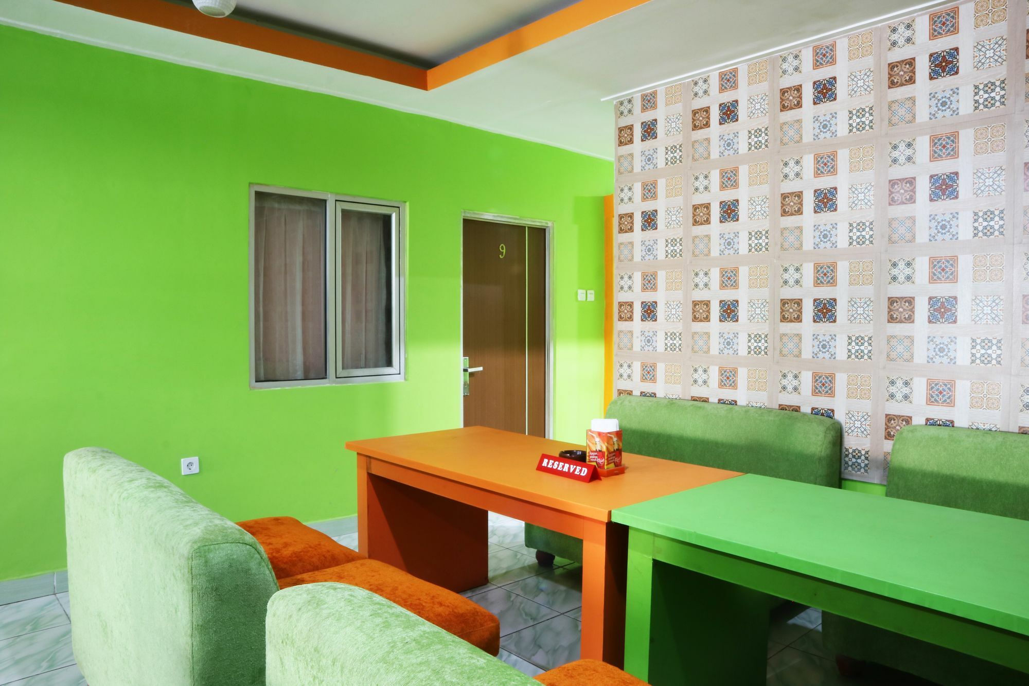 Seungit Syariah Inn Tebet Mitra Reddoorz Jakarta Exterior photo